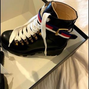 Gucci Leather Ankle Boot